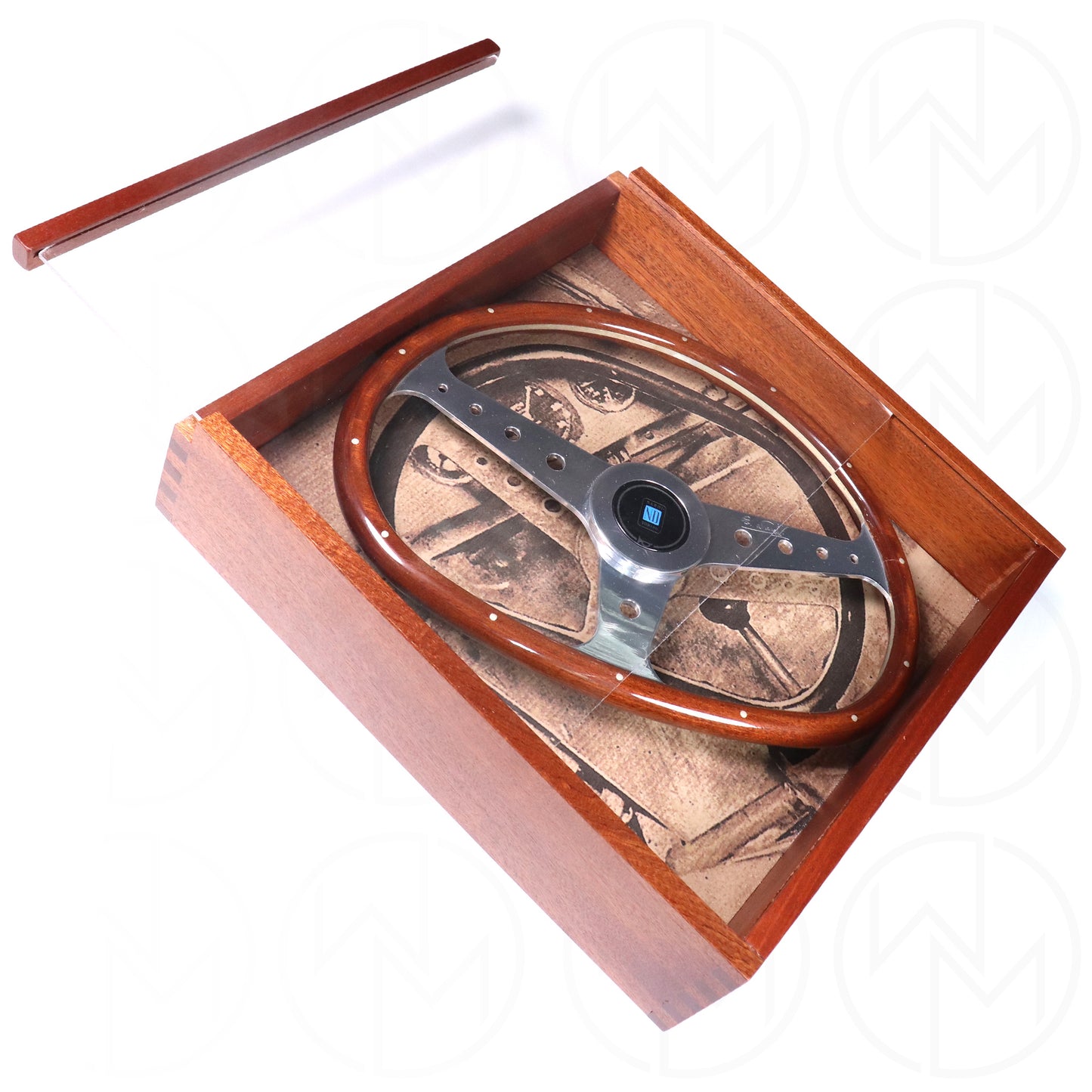 Nardi Bisiluro Limited Edition Collection Wood Steering Wheel w/Display Case