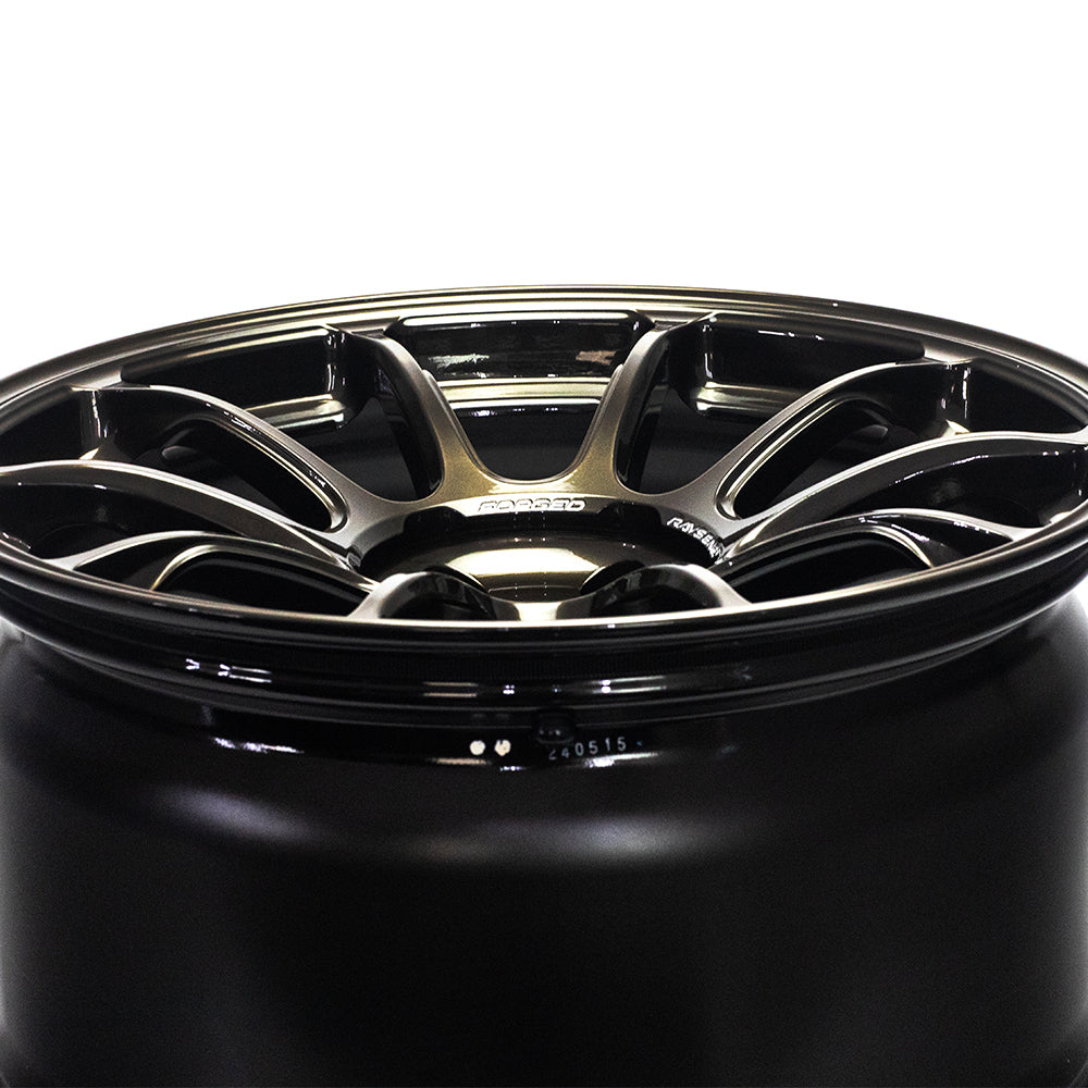 Volk Racing ZE40 Wheels - Shining Bronze Metal - 18x10 / 5x114