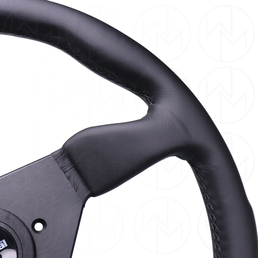 Personal Grinta Steering Wheel - 350mm Leather w/Black Stitch